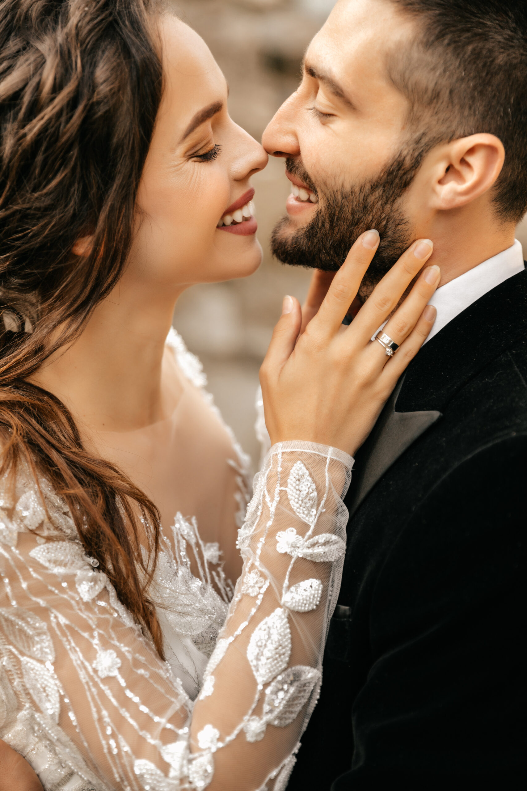 Beautiful,Wedding,Couple,Laugh,And,Kiss,On,The,Background,Of